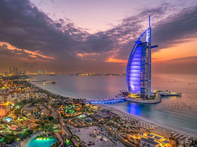 Burj Al Arab und Atlantis führen die Liste der beliebtesten Hotels auf Instagram an