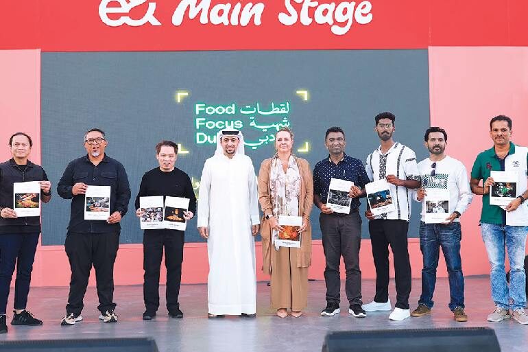 Unterhaltungsaktivitäten und kulinarische Erlebnisse bei der Beach Canteen Veranstaltung in Dubai