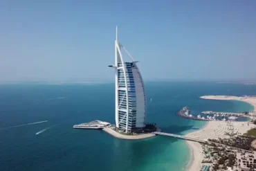 فنادق دبي على البحر